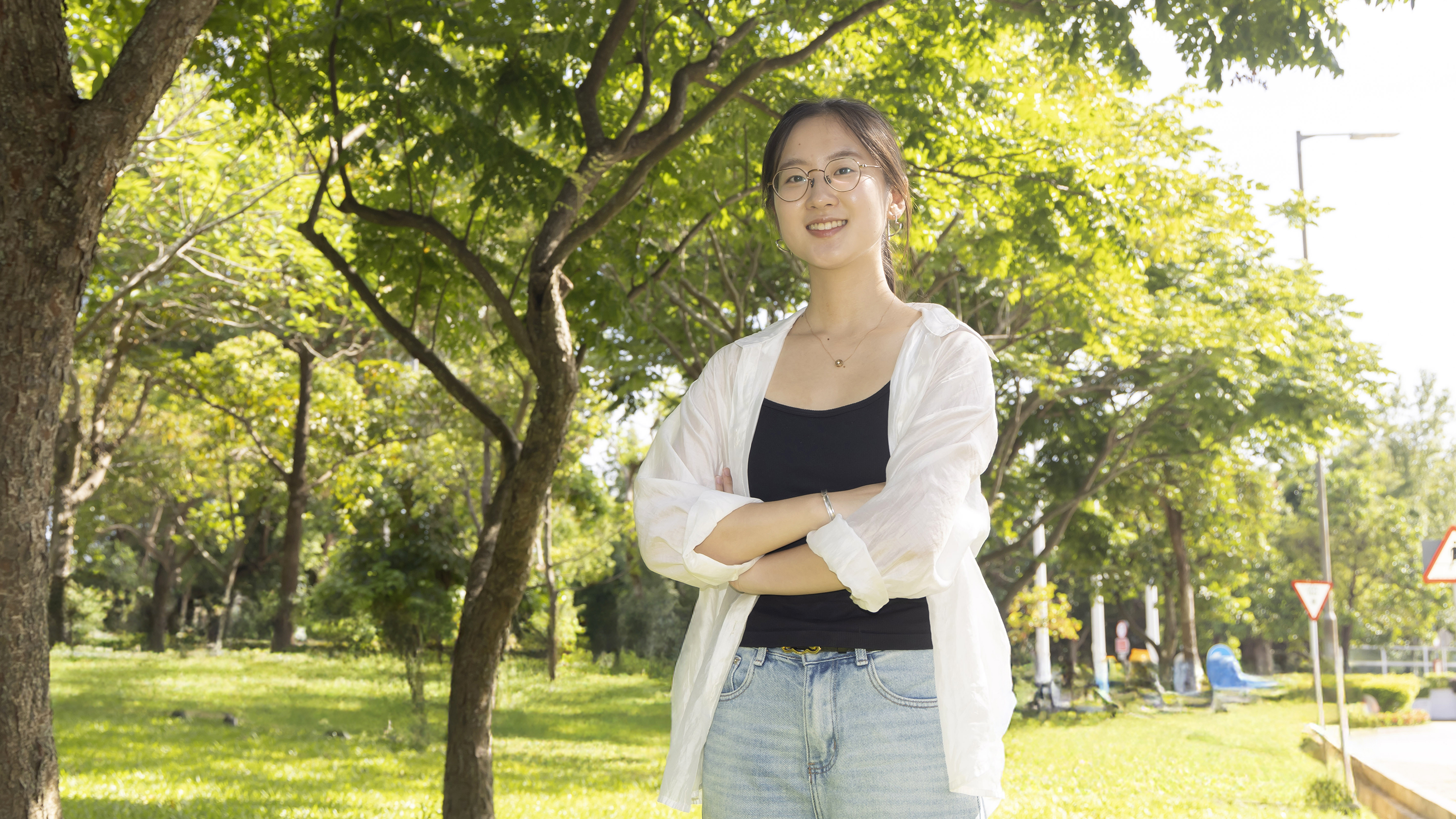 Zhixuan ZHOU (Mainland China)