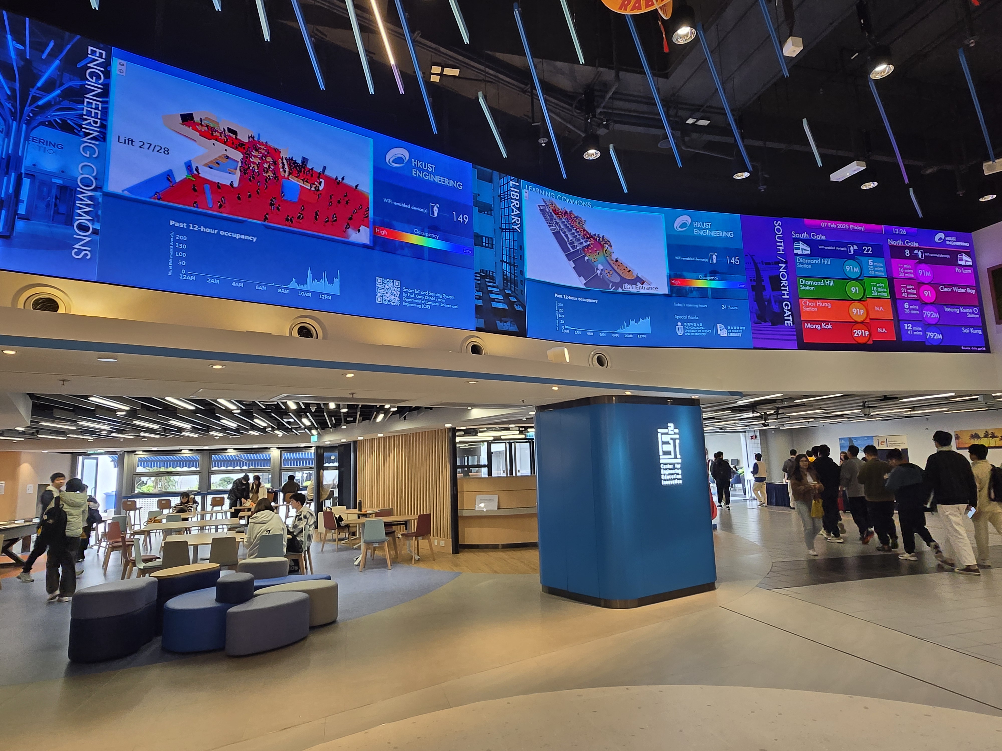 The LED walls at the Engineering Commons make available the queue status at the university entrances and occupancy of selected study space on campus.