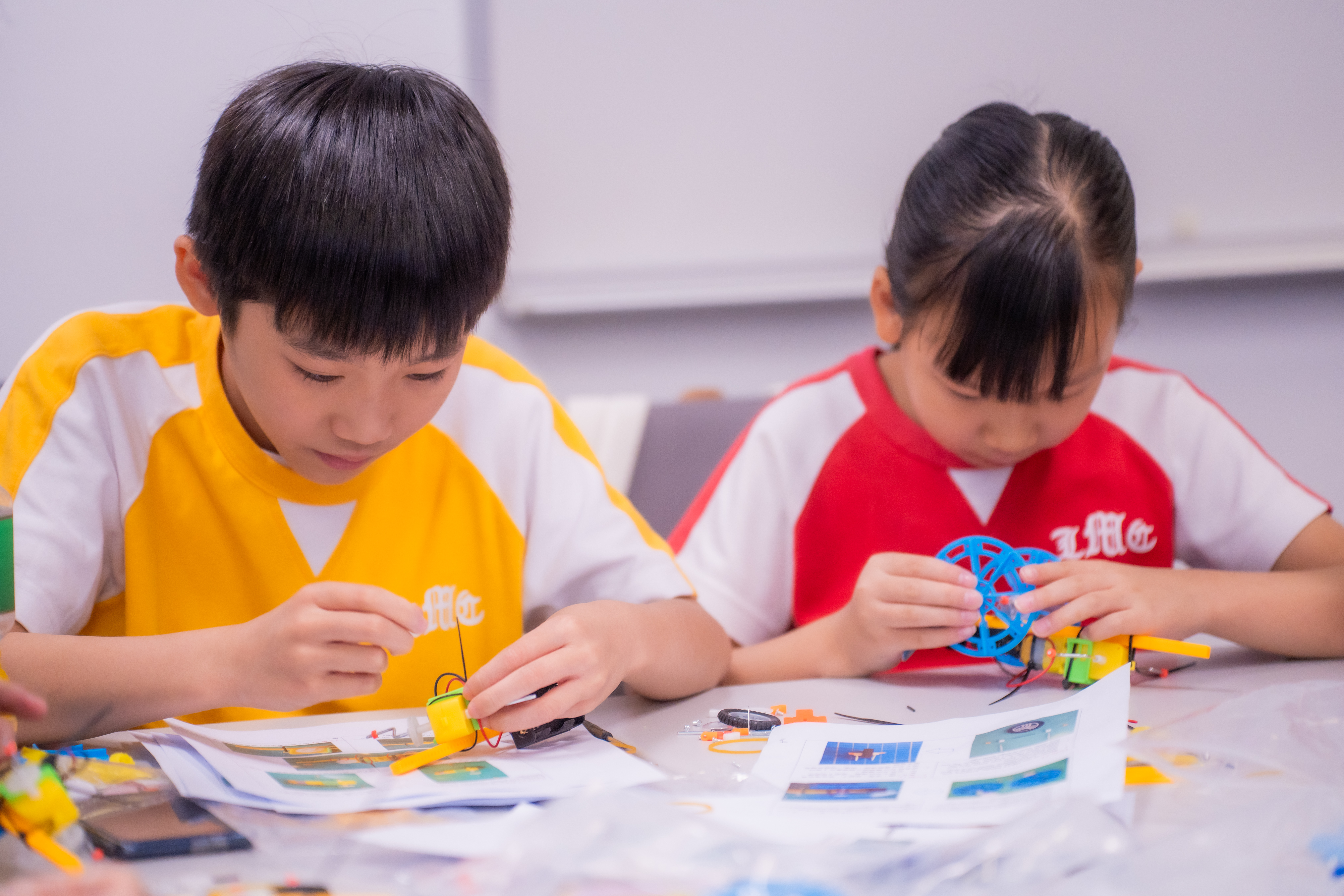 School teams reunited again at HKUST to participate in a tricycle workshop in the morning of the ceremony day (May 10, 2025).