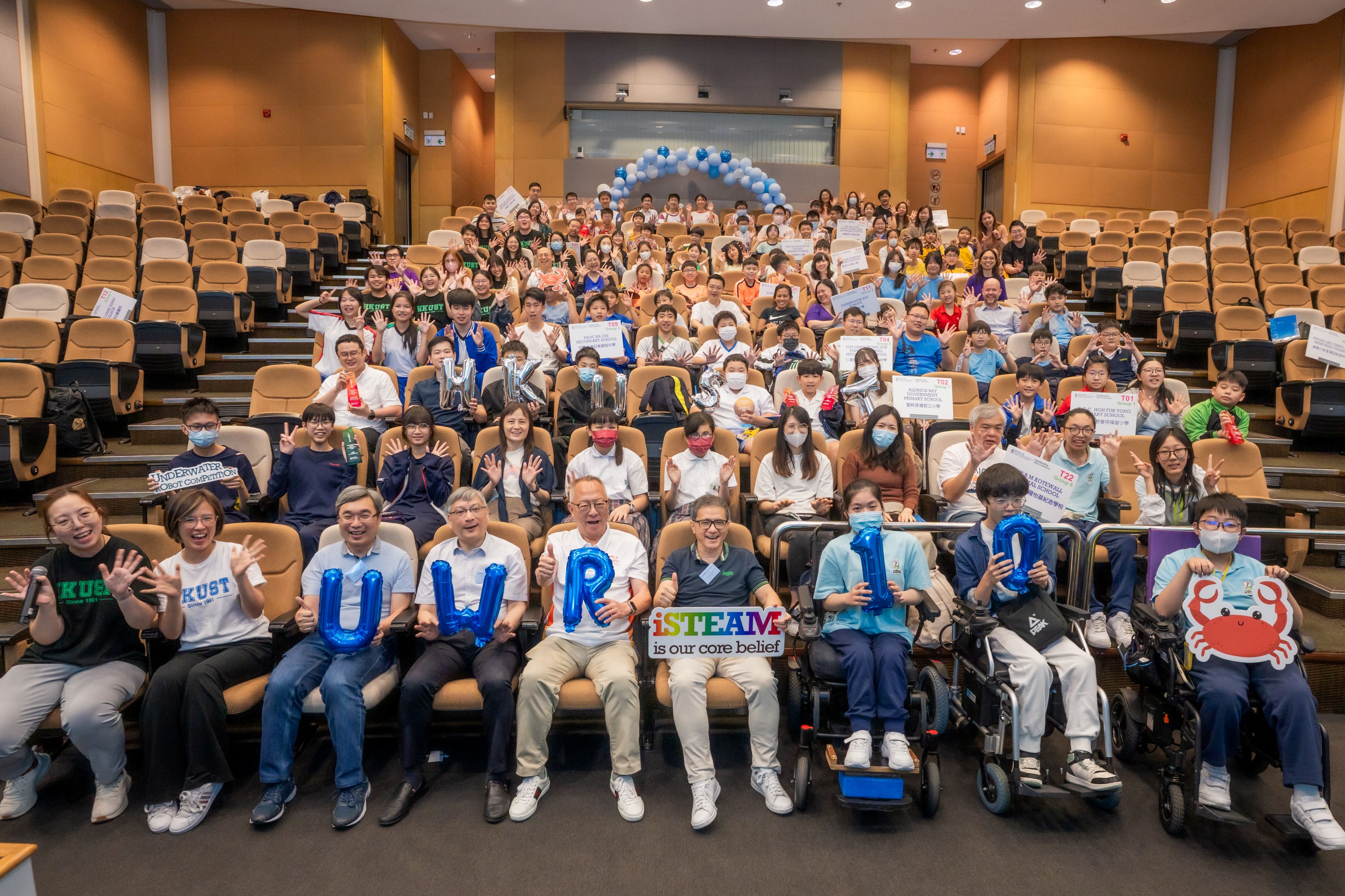 Launched in 2015, the HKUST Underwater Robot Competition reached its 10th anniversary this year. A celebration was held at the 2025 competition’s award presentation ceremony on May 10, 2025. 