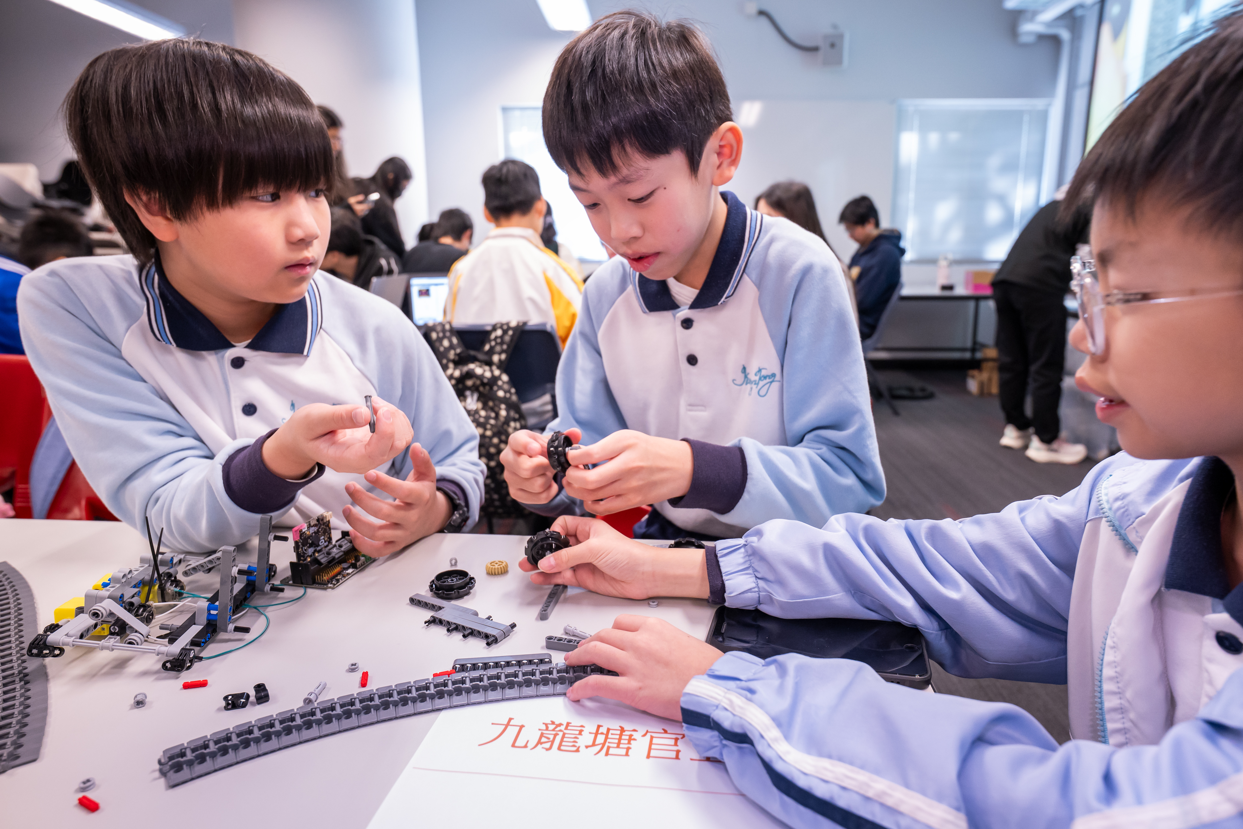 The Magnetic Tank workshop The Magnetic Tank workshop