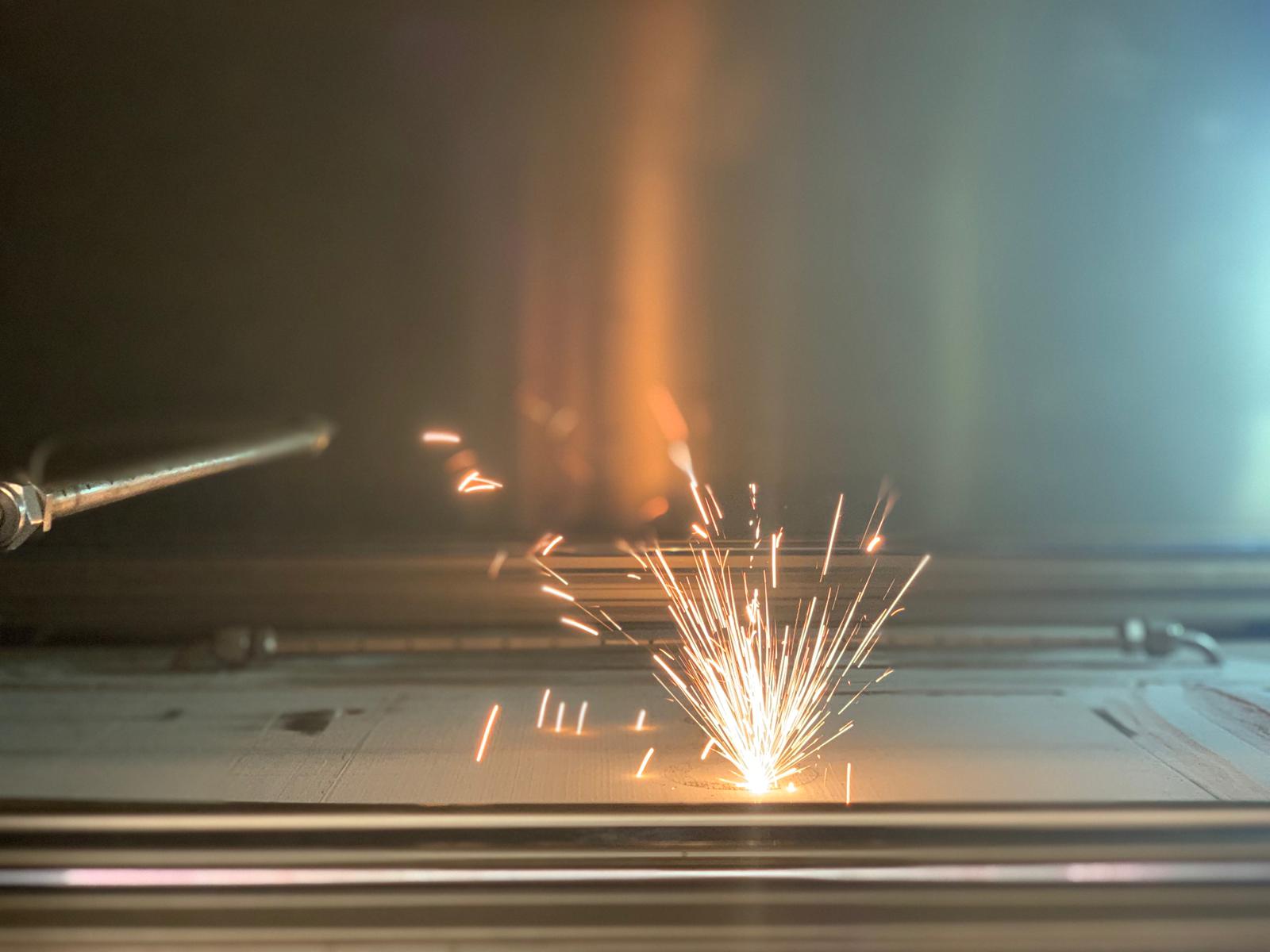 得奖技术克服了金属3D打印的两大难题：高热应力及脆性。