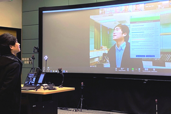 Prof. Ben Chan Yui-Bun, Director of the Center for Engineering Education Innovation, immersed in HKUST’s specially designed mixed reality classroom, which offers many novel ways to teach and learn online and on-site and is a first for Hong Kong.