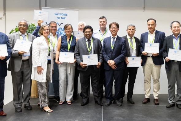 Prof. Mohamed S. Ghidaoui (fourth right) was named one of the 17 inaugural Fellows worldwide – and the only one from Hong Kong – of the International Association for Hydro-Environment Engineering and Research (IAHR). He was also elected as IAHR’s Vice-President for the 2023-2025 term and assumed the position on September 1.