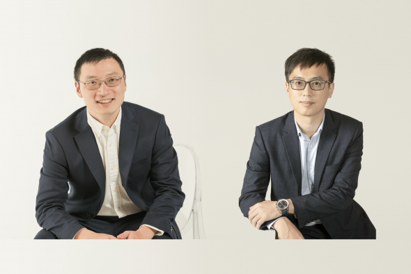 Prof. Wang Zhe (left) and Prof. Yang Jiachuan (right), both from the Department of Civil and Environmental Engineering, were awarded the prestigious Excellent Young Scientists Fund by the National Natural Science Foundation of China.