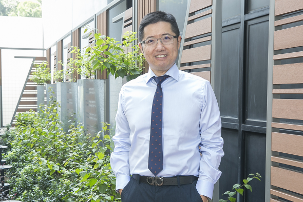 Prof. Chen Kai was selected as a 2023 ACM Distinguished Member for his contributions to the design and implementation of data center networks.