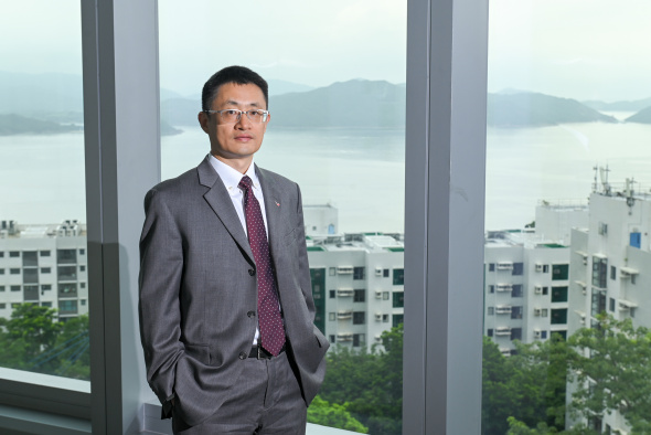 Prof. Shao Minhua’s fast-rising career in academia and industry has advanced high-performance, cost-effective hydrogen fuel cells and solid-state lithium batteries, driving green transportation. Prof. Shao Minhua’s fast-rising career in academia and industry has advanced high-performance, cost-effective hydrogen fuel cells and solid-state lithium batteries, driving green transportation.
