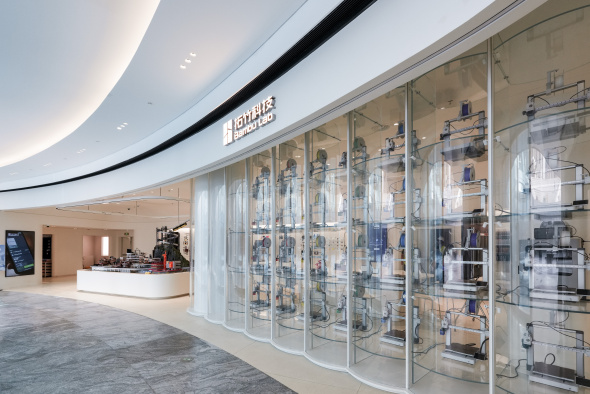 Bambu Lab’s retail shop in Shenzhen