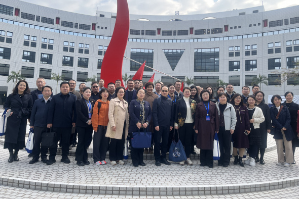 HKUST hosted a training program for around 50 primary and secondary school principals from the Chinese Mainland in January 2026, sharing its best practices in STEM education, among other topics.