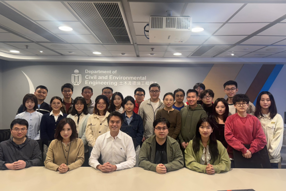 Prof. Dan Tsang (center, front row), corresponding author of the paper, and Dr. Xu Zibo (second right, front row), first author of the paper, and other team members in Prof. Tsang’s research group.