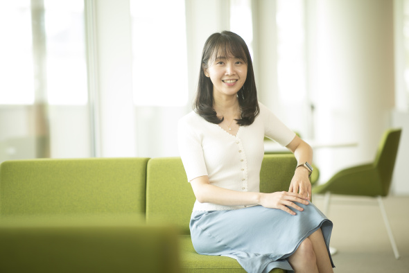 Prof. Nyein, recipient of Innovators Under 35 Asia Pacific 2021 from the credible MIT Technology Review, strives to excel in both research and teaching upon arrival at HKUST. 