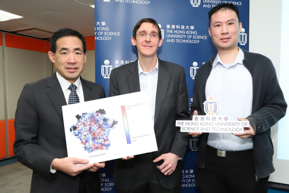 (From left) Prof Bertram Shi, Head of HKUST’s Department of Electronic & Computer Engineering (ECE); Prof Matthew McKay, Hari Harilela Associate Professor in the Departments of ECE and Chemical & Biological Engineering; and Prof Raymond Louie, Research Assistant Professor in the Department of ECE and Junior Fellow of HKUST Institute for Advanced Study