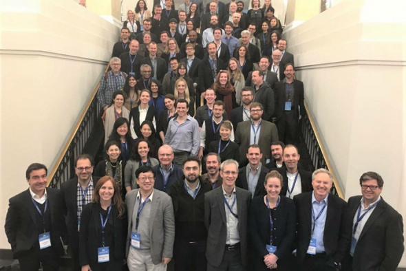 Prof Pascale Fung (1st from right, 3rd row from front) HKUST’s representative in Partnership on AI to Benefit People and Society, joined a 2-day forum in Berlin on October 23-24 to exchange with global experts on issues including AI safety, security, AI and labor and AI’s social and societal influences. (Photo credit: Yann LeCun and Eric Horvitz)