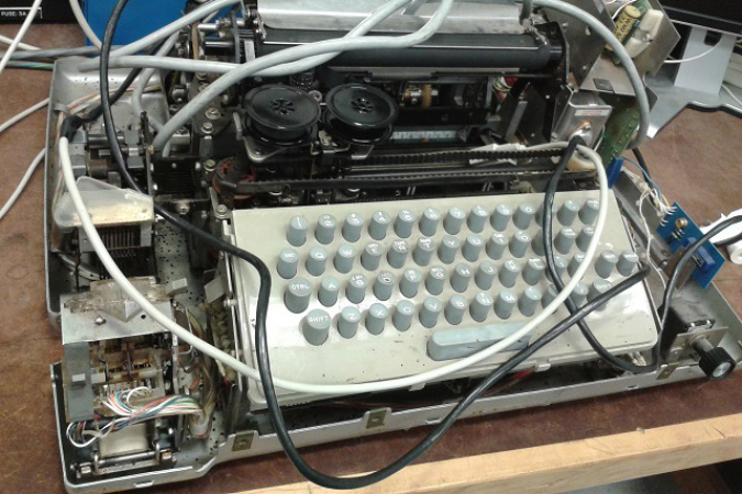 Teletype-without-cover