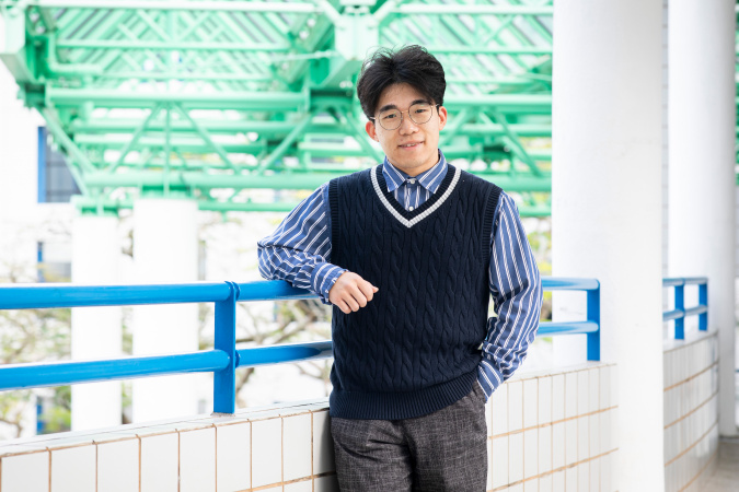 Civil and Environmental Engineering PhD student HOU Ce won the Creativity Award from the Urban Cup of the First Research Summit of Urban Science and Human Dynamics at Tsinghua University.