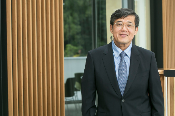 Associate Dean (Undergraduate Studies) Professor WANG Yu-Hsing