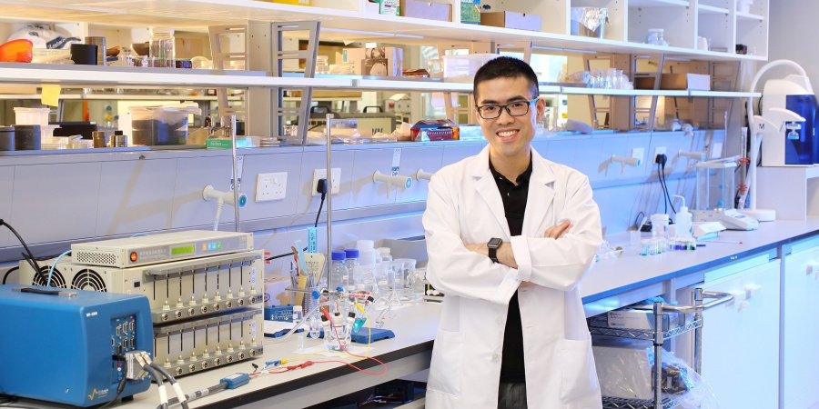 Prof. Chen Qing will conduct research on percolation dissolution and nanoporous metals for electrochemical energy storage with the award funding.