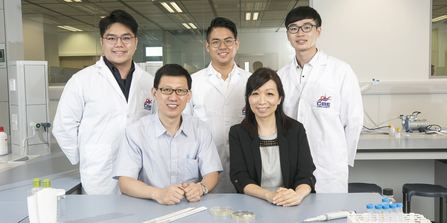 Chemical and Biological Engineering alumna Vanessa Ho Po-Ki (right, first row), Prof. Marshal Liu (left, first row), and three BEng fresh graduates (from left, second row) Andy Choy Man-Hin, Isaac Kwan Chi-Shing and Michael Lui Wing-Piu, join hands to achieve product commercialization of an idea that originated in a course project.