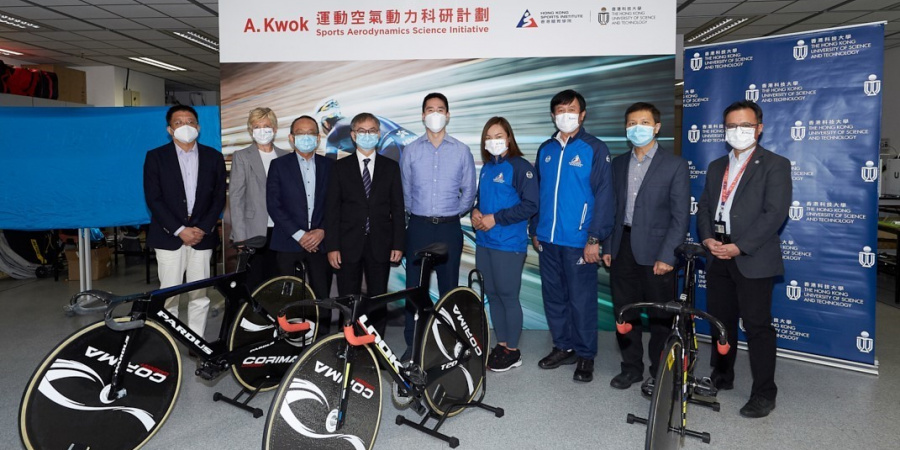Dr. David Chung, Under Secretary for Innovation and Technology (fourth left), Mr. Adam Kwok, Executive Director of Sun Hung Kai Properties (center), Prof. Tim Cheng Kwang-Ting, Dean of Engineering (third left), and Prof. Zhang Xin, Chair Professor of Mechanical and Aerospace Engineering of HKUST (first left), Dr. Trisha Leahy, Chief Executive (second left), Dr. Raymond So, Director of Elite Training Science and Technology (first right), Mr. Shen Jinkang, Head Cycling Coach (third right), and elite cycling a