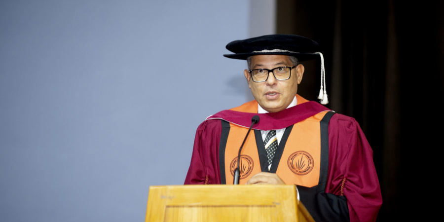 Prof. Khaled B. Letaief, newly appointed Honorary Doctor of Engineering by the University of Johannesburg (UJ), delivered his acceptance speech at UJ’s graduation ceremony on October 12, 2022. (Photo credit: University of Johannesburg)