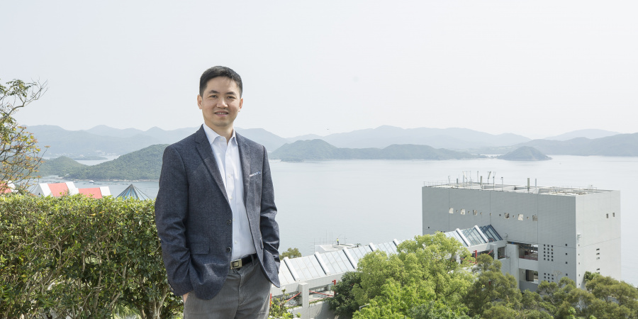 范智勇教授获光学学会表扬他对发展基于纳米结构的新型光电子器件和仿生光电子学的卓越成就。