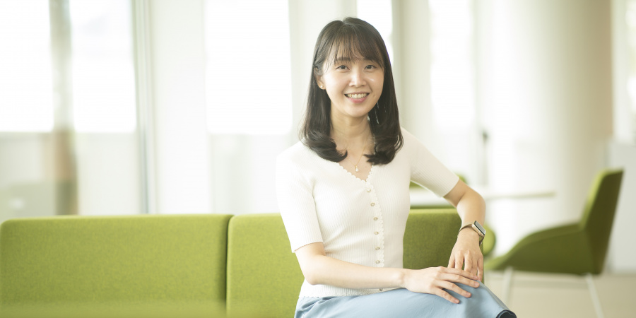 Prof. Nyein, recipient of Innovators Under 35 Asia Pacific 2021 from the credible MIT Technology Review, strives to excel in both research and teaching upon arrival at HKUST.