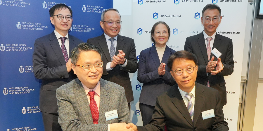 Prof. Yeung King-Lun from the Department of Chemical and Biological Engineering and Division of Environment and Sustainability at HKUST (front left) and Dr. Pat Yeung, Director of APEL (front right), sign the memorandum on the establishment of the Joint Lab under the witnesses of Under Secretary Miss Diane Wong (back row, second right), Prof. Tim Cheng (back row, second left), Mr. Jackin Jim, Chairman of Yee Hop (back row, first right), and Dr. David Chung (back row, first left).