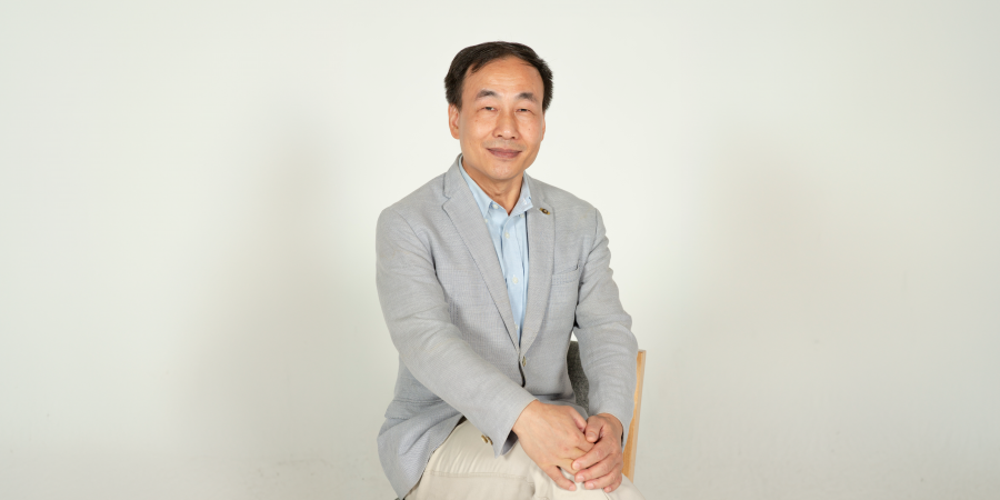 Prof. Zhang Xiangru’s research paper was recognized as one of the most impactful publications of 2022 in Environmental Science & Technology, a leading journal in the field.