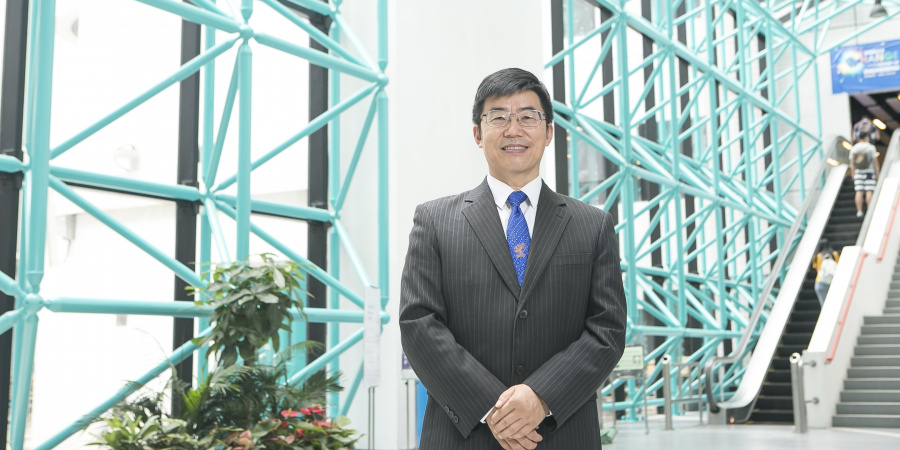 张利民教授是岩土风险管理领域中的世界级学者。