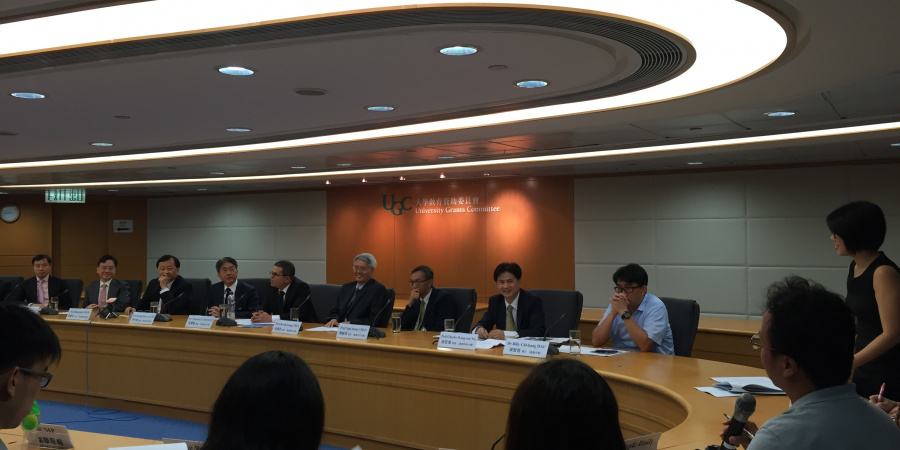 Professors Charles Ng (2nd from right), Mohamed Ghidaoui (5th from the right) and Joseph Lee (6th from the right), attending the Theme-based Research Scheme Media Briefing on 13th July 2015. 