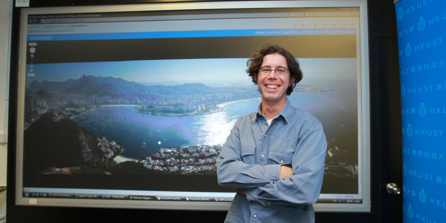 Prof Sander with his record-setting photo