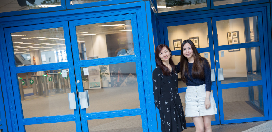 (From left) Alumnae Kyna WONG and Bella CHAN made HKUST their first choice because they were both eager from childhood to explore science and technology.