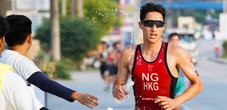 科大工程系學生兼三項鐵人香港隊代表伍泰龍（Jason）在競賽場上永不停步，追求卓越。（相片來源：Austine Sports Photography）