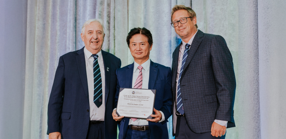 Prof. Charles Ng (center) received the R.M. Quigley Award at the Canadian Geotechnical Conference, which was held on September 15-18, 2024, in Montreal, Quebec.