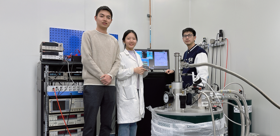 A photo of authors with a cryogenic system: Prof. Shao Qiming (right), PhD students Qian Kun (center) and Liu Ruizi (left) from the Department of Electronic and Computer Engineering.