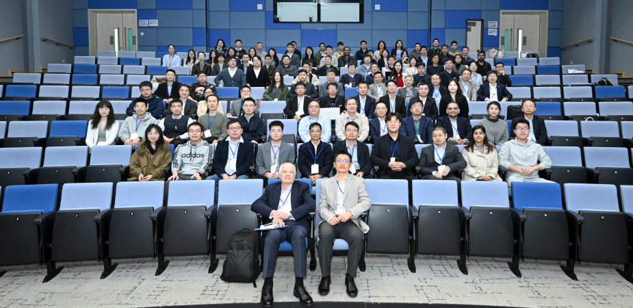 The International Electrochemistry Summit 2025, held as part of HKUST’s 35th anniversary celebrations, brought together over 40 distinguished speakers and more than 50 participants from across the global electrochemical research community to the HKUST campus on December 27-30, 2025.