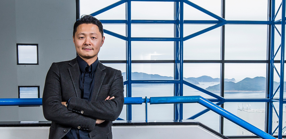 Alumnus Prof. Yeung Sai-Kit is the first from HKUST to join the editorial board of ACM Transactions on Graphics, a top-ranked journal in the computer graphics field. His three-year term started in October 2021.