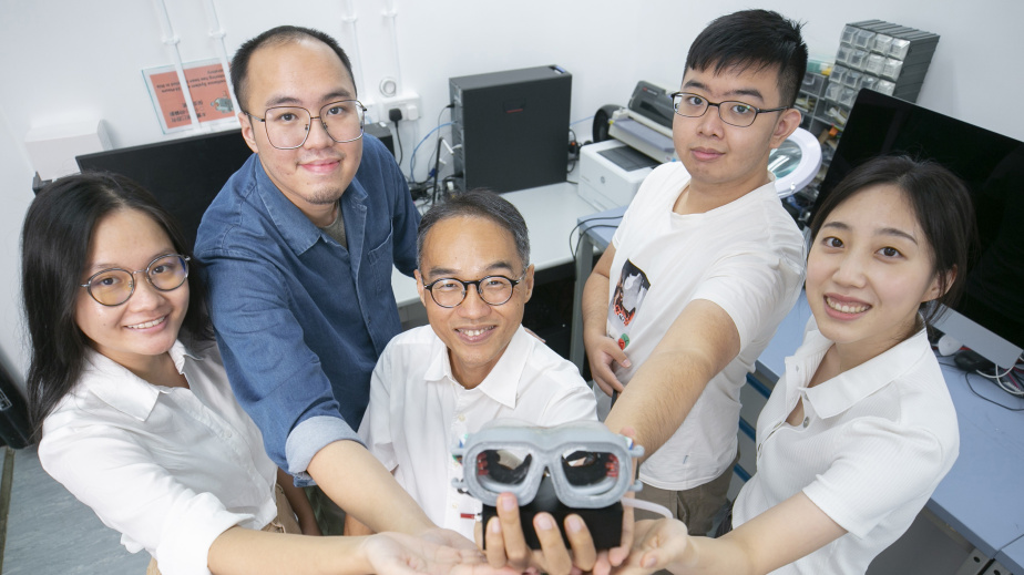 Led by Prof. David Lam and supervised by Dr. Stanley Leung (center), an engineering research team comprising Yuen-Yin Leung (first left), Kin-Nam Kwok (second left), Kwun-Chung Chan (second right), and Minji Seo (first right) invented the glaucoma preventive device O_Oley.