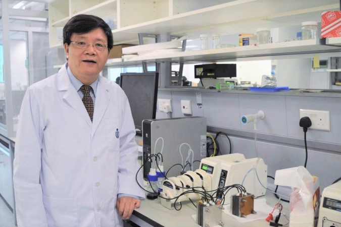 Prof. Zhao’s innovative cathode design concept can substantially improve the efficiency of Li–S batteries.
