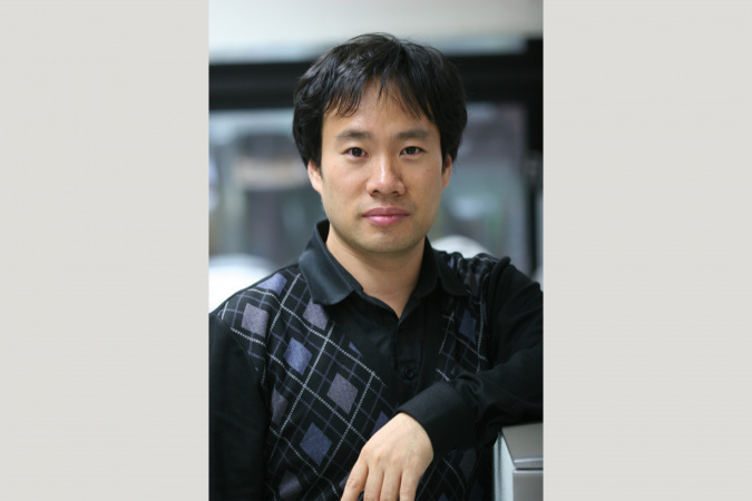 Prof Sunghun Kim
