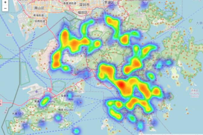 「疫地而处」程序附有实时热力图（heat map），利用不同色温标示个案大厦的分布，深色（如红色、橙色）代表个案大厦密度较高。