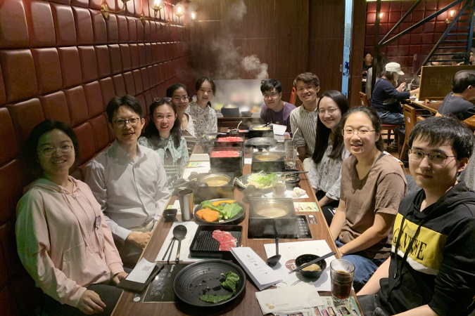 Bonald’s PhD supervisor Prof. Fugee TSUNG (second left) and his research fellows gathered for a hotpot lunch to celebrate his graduation.