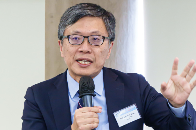 HKUST Council Chairman Prof. Harry Shum shared his insights into the opportunities and challenges of this era of rapid automation with Young Global Leaders. This sparked an engaging dialogue about the immense potential of AI.