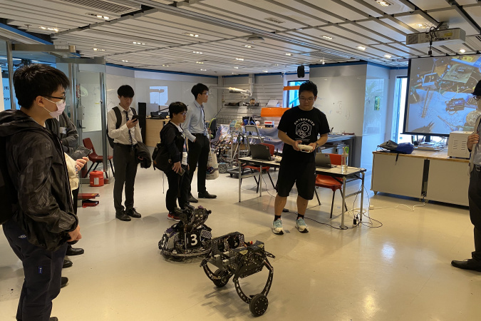 Robot demonstration by HKUST RoboMaster Team ENTERPRIZE