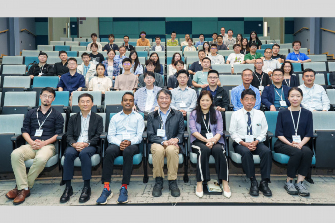 Group photo in the morning session. 1st row (from left): Prof. Mo Li, Prof. Gary Chan, Prof. Shyam Gollakota, Prof. Albert Chung, Prof. Qian Zhang, Prof. Kensaku Mori, and Prof. Rosa Chan.