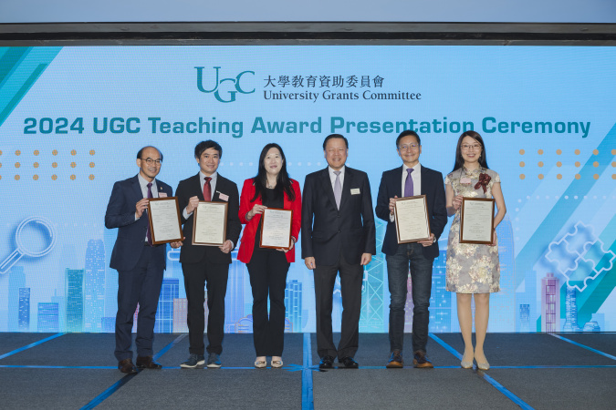 The UGC Chairman, Mr. Tim Lui (third right), presented the 2024 UGC Teaching Award for Collaborative Teams to the Holistic Competency and Virtues Education Team on October 7. The team is led by Prof. Cecilia Chan Ka-Yuk (third left), with Prof. Albert Ko Wing-Yin (second right), Prof. Ben Chan Yui-Bun (second left), Dr. Theresa Kwong Fuk-Ning (first right) and Prof. Samson Tse Shu-Ki (first left) as collaborative team members.