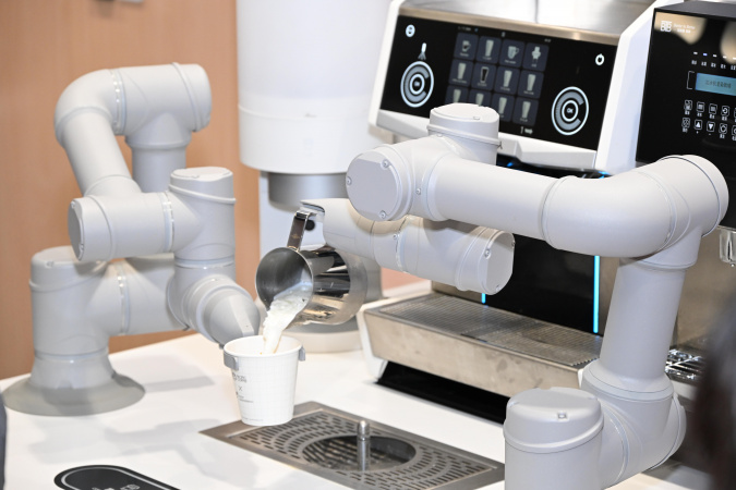 The robotic coffee machine is a fully automated device designed to brew coffee with precision, innovation and efficiency.
