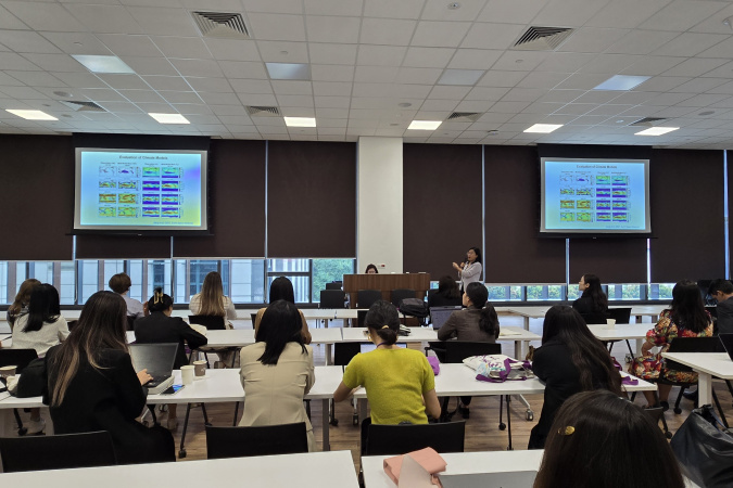 Prof. Su Hui delivered a keynote presentation titled “Passion, Perseverance, and People”.