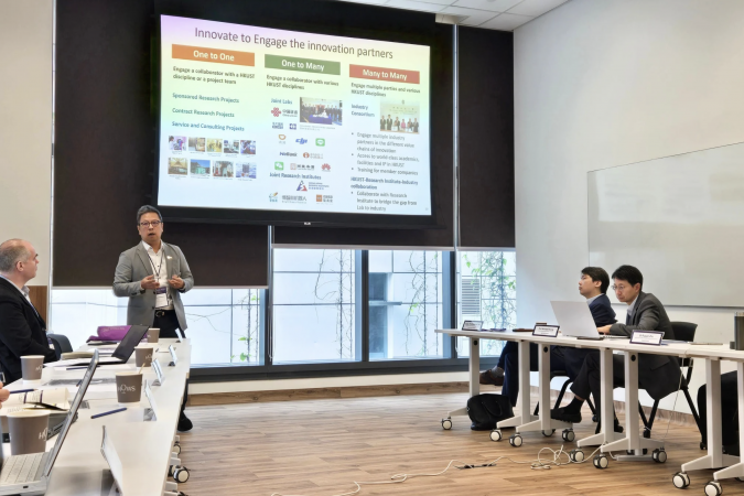 Dean of Engineering Prof. Hong K. Lo gave a presentation on entrepreneurship, industry engagement, and knowledge transfer at the Asian Deans’ Forum.