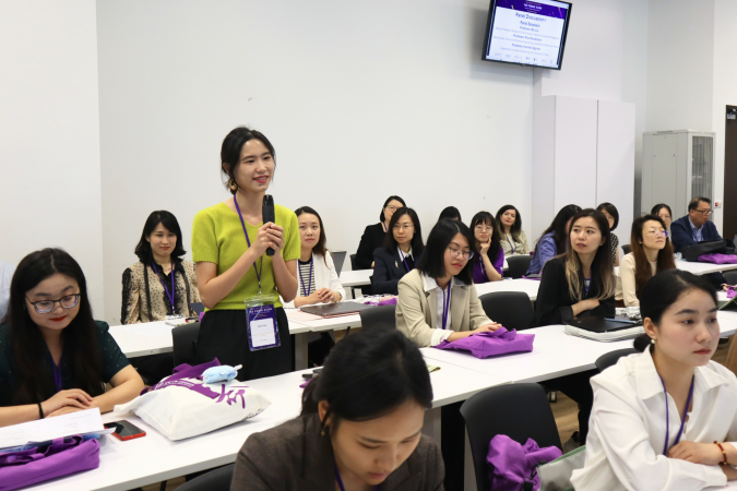 HKUST participant Dr. Cao Jialun, Research Assistant Professor of Computer Science and Engineering, raised questions at a panel discussion.